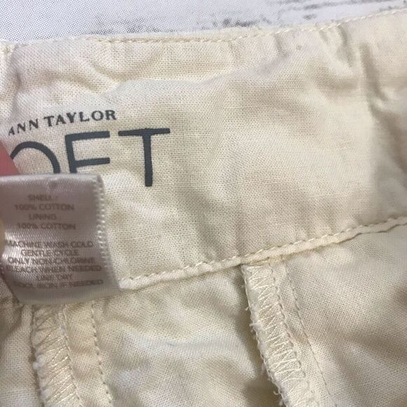 Ann Taylor LOFT Shorts Size 2 White Cream Eyelet - Picture 3 of 15